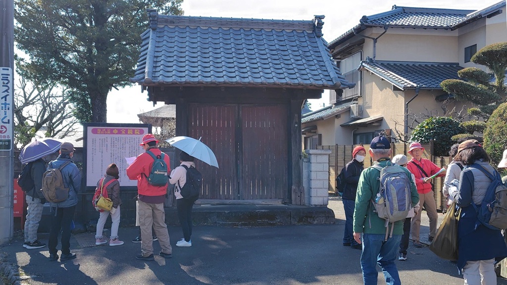 足利尊氏の三男で室町幕府2代将軍足利義詮が開いたといわれる寺院